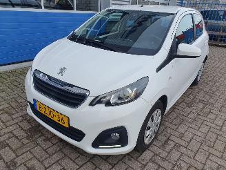 Schadeauto Peugeot 108 1.0 e-VTi Active 2015/1