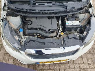 Peugeot 108 1.0 e-VTi Active picture 9