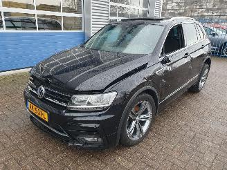 skadebil auto Volkswagen Tiguan 1.4 TSI Comfortline Business R-line 2018/1