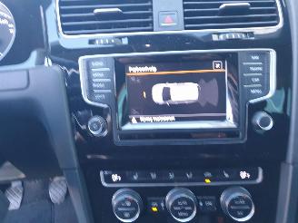 Volkswagen Golf 1.4 TSI Business Edition picture 25