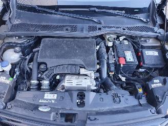 Peugeot 2008 1.2 GT-Line Automaat picture 10