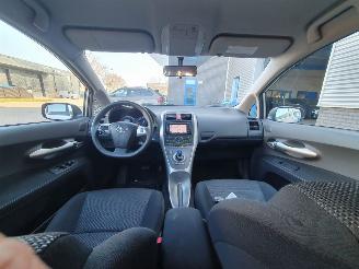 Toyota Auris 1.8 Full Hybrid Aspiration picture 13