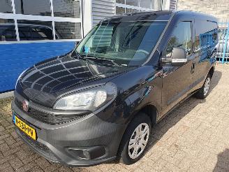 uszkodzony samochody ciężarowe Fiat Doblo 1.3 MJ L1H1 Actual 2018/6