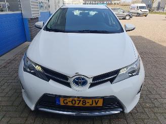 Toyota Auris 1.8 Hybrid Lease picture 8