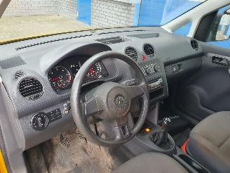 Volkswagen Caddy 1.6 TDI Maxi BMT picture 15