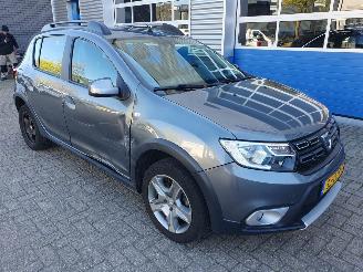 Dacia Sandero 0.9 TCe Bi-Fuel Stepway Ambiance picture 7
