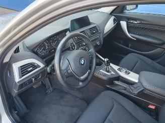 BMW 1-serie 116D Automaat picture 11