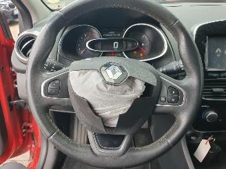 Renault Clio 0.9 TCe Limited picture 16