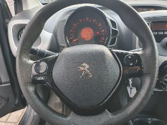 Peugeot 108 1.0 e-VTi Active picture 18