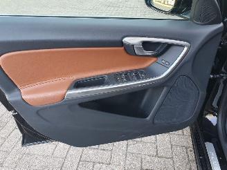 Volvo V-60 2.4 D6 AWD Plug-In Hybrid Summum picture 14