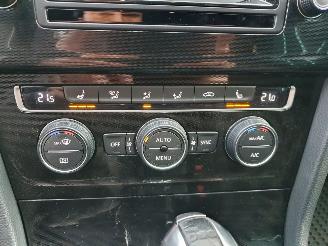 Volkswagen Golf 2.0 TSI GTI Performance DSG picture 27
