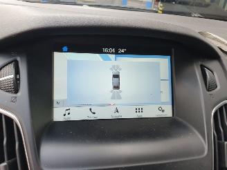 Ford Focus 1.0 Titanium picture 24
