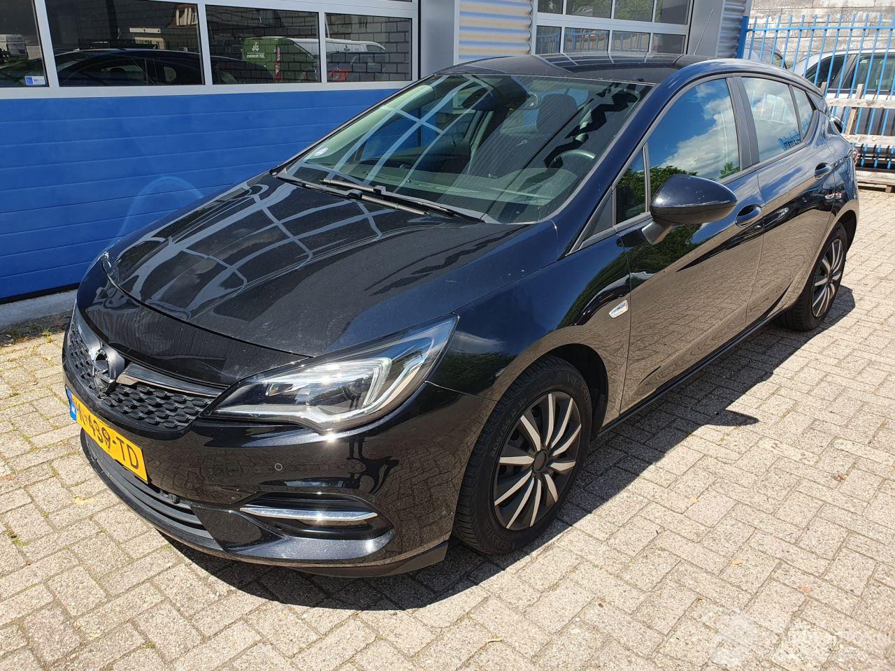 Opel Astra 1.2 Business Edition