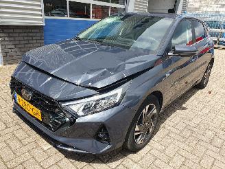 Coche accidentado Hyundai I-20 1.0 T-GDI Premium Hybrid 2021/10