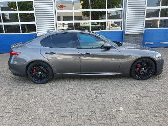 Alfa Romeo Giulia 2.0T AWD Veloce Automaat picture 6