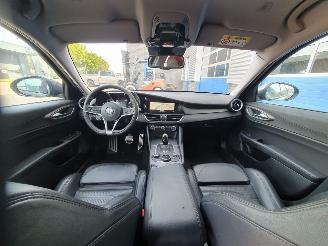 Alfa Romeo Giulia 2.0T AWD Veloce Automaat picture 21