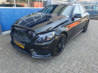 Schadeauto Mercedes C-klasse 250 Prestige Automaat 2015/12