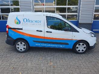Ford Transit Courier Van 1.0 Trend EcoBoost S&S Benzine picture 6