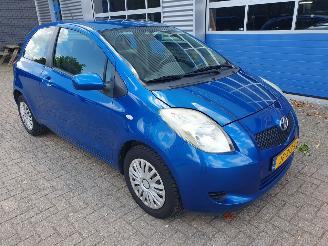 Toyota Yaris 1.0 VVTi picture 7