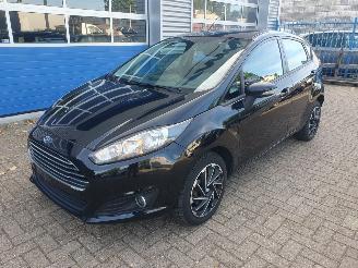 Damaged car Ford Fiesta 1.5 TDCi 2013/2