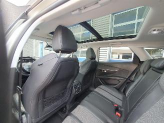 Peugeot 3008 1.2 PureTech Allure picture 29