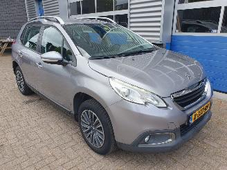 Peugeot 2008 1.2 Puretech Allure picture 7