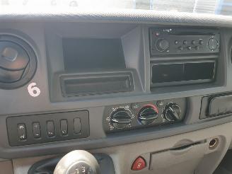 Renault Master T35 2.5 dCi L3H1 Meubelbak picture 20