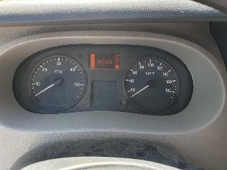 Renault Master T35 2.5 dCi L3H1 Meubelbak picture 19