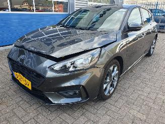Auto incidentate Ford Focus 1.0 EcoBoost Hybrid ST Line Business 2020/10