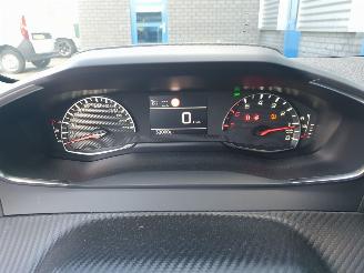 Peugeot 208 1.2 PureTech Active Pack picture 21
