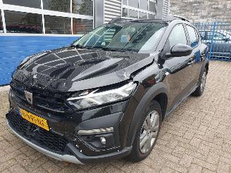 krockskadad bil auto Dacia Sandero Stepway 1.0 TCe 90 Comfort 2021/11