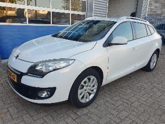 Unfallwagen Renault Mégane Estate 1.5 dCi Collection 2013/12