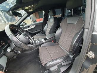 Audi A4 Avant 2.0 TDI Sport S line edition picture 14