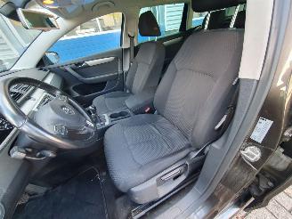 Volkswagen Passat 1.6 TDI BlueMotion Executive Edition picture 16