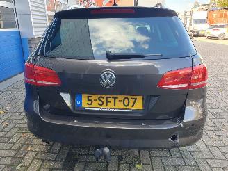 Volkswagen Passat 1.6 TDI BlueMotion Executive Edition picture 4