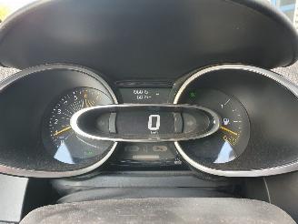 Renault Clio Estate 0.9 TCe Expression picture 16