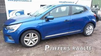 Vrakbiler auto Renault Clio Clio V (RJAB), Hatchback 5-drs, 2019 1.0 SCe 65 12V 2021/3