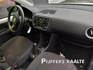 Volkswagen Up! Up! (121), Hatchback, 2011 1.0 12V 60 picture 15