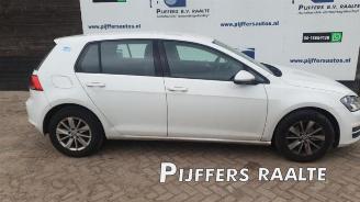 Vrakbiler auto Volkswagen Golf Golf VII (AUA), Hatchback, 2012 / 2021 1.2 TSI 16V 2016/4