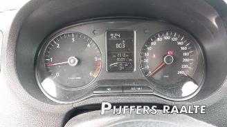 Volkswagen Polo Polo V (6R), Hatchback, 2009 / 2017 1.6 TDI 16V 90 picture 24