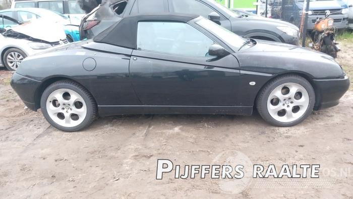 Alfa Romeo Spider Spider (916), Cabrio, 1994 / 2005 2.0 16V Twin Spark