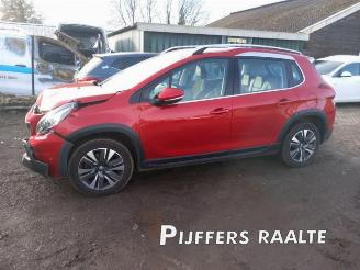 Salvage car Peugeot 2008 2008 (CU), MPV, 2013 / 2019 1.2 12V e-THP PureTech 110 2019/5