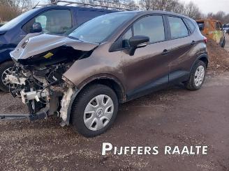 Uttjänta bilar auto Renault Captur Captur I (2R), SUV, 2013 0.9 Energy TCE 12V 2013/7