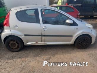 Auto da rottamare Peugeot 107 107, Hatchback, 2005 / 2014 1.0 12V 2011/6
