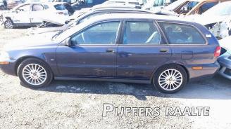 Auto da rottamare Volvo V-40 V40 (VW), Combi, 1995 / 2004 1.8 16V 2003/5