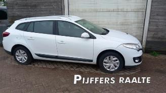 demontáž osobní automobily Renault Mégane Megane III Grandtour (KZ), Combi 5-drs, 2008 / 2016 1.2 16V TCE 115 2013/8
