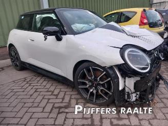  Mini Mini Mini Electric (J01), Hatchback 3-drs, 2023 Cooper E 2024/7
