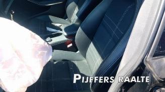 Mercedes Cla-klasse CLA (117.3), Sedan, 2013 / 2019 1.6 CLA-180 16V picture 19