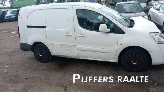 Uttjänta bilar auto Peugeot Partner Partner (GC/GF/GG/GJ/GK), Van, 2008 / 2018 1.6 BlueHDi 100 2016/7
