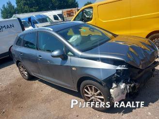 Vrakbiler auto Seat Ibiza Ibiza ST (6J8), Combi, 2010 / 2016 1.0 EcoTSI 12V 2015/10